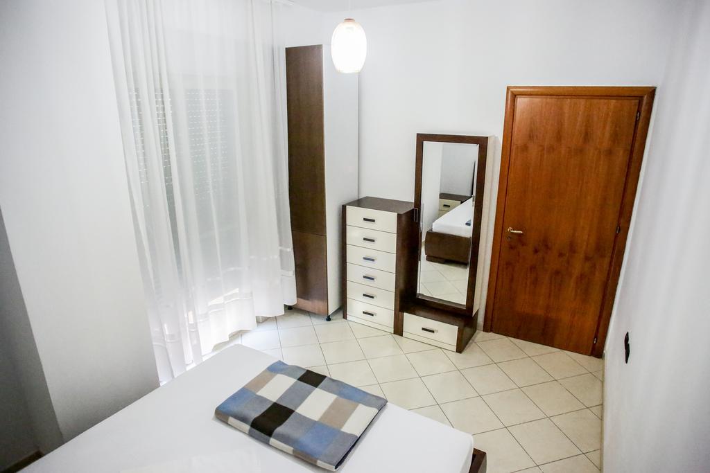 Adriatic Apartments Albania ドゥラス エクステリア 写真